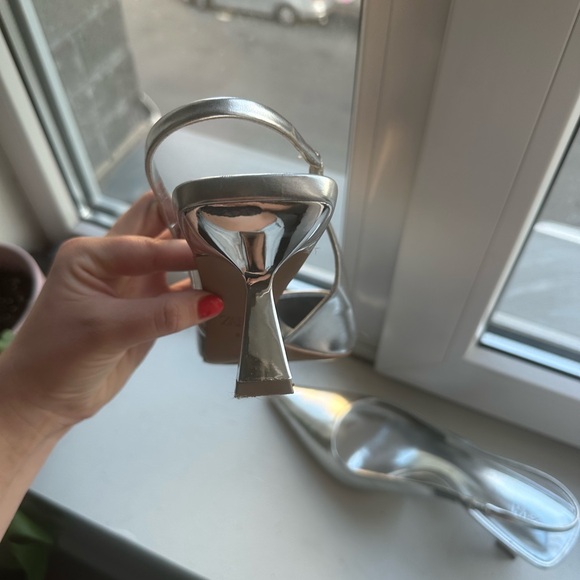 Zara Metallic Silver Pointy Slingbacks - Picture 5 of 6